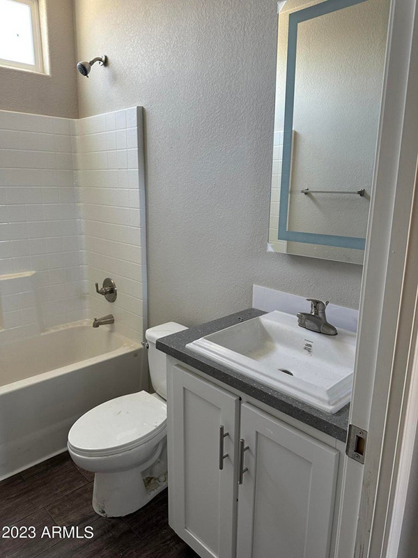 7302 W Peoria Ave 48A 2nd Bath