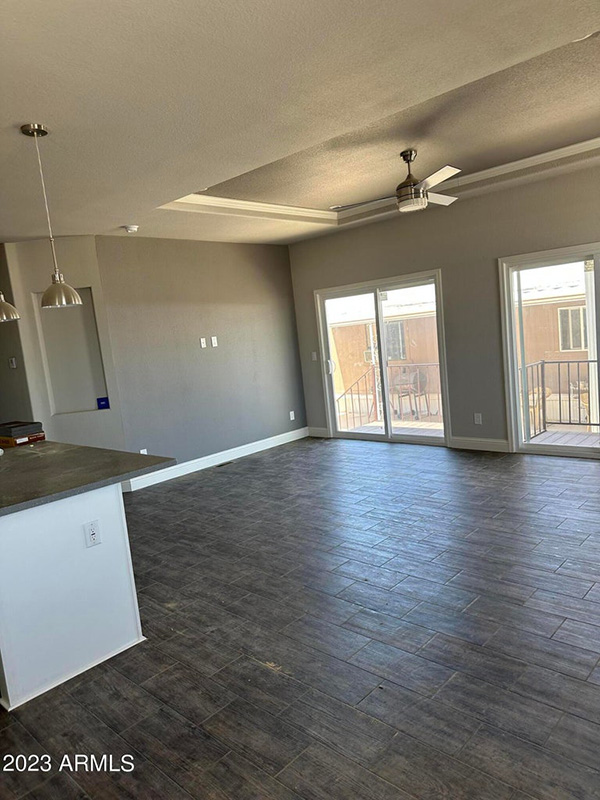 7302 W Peoria Ave 48A Dining
