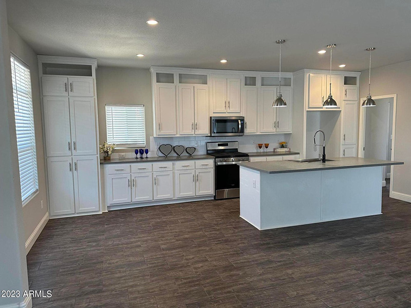 7302 W Peoria Ave 48A Kitchen