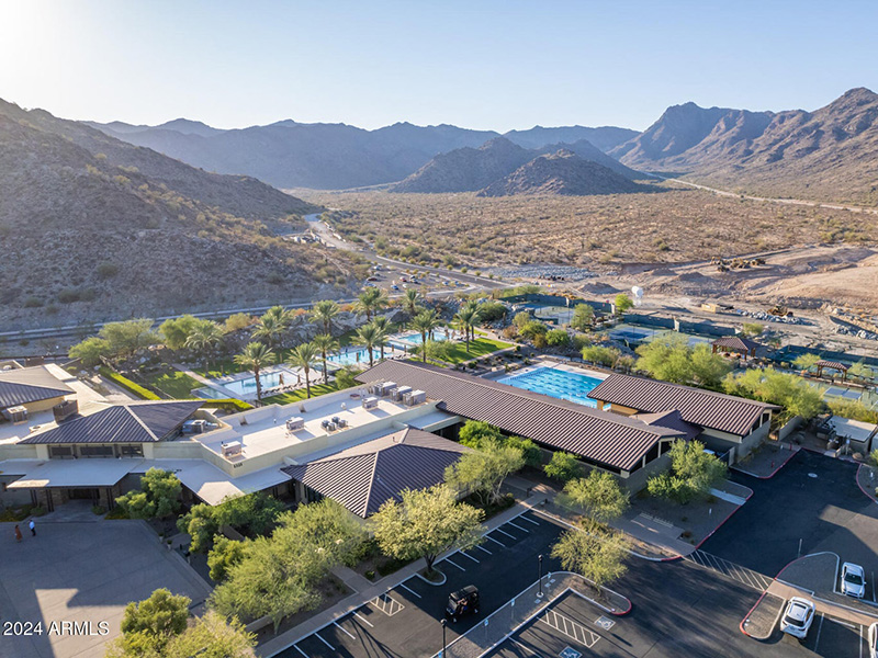 4966 N 205th GLN Victory In Verrado Amenities