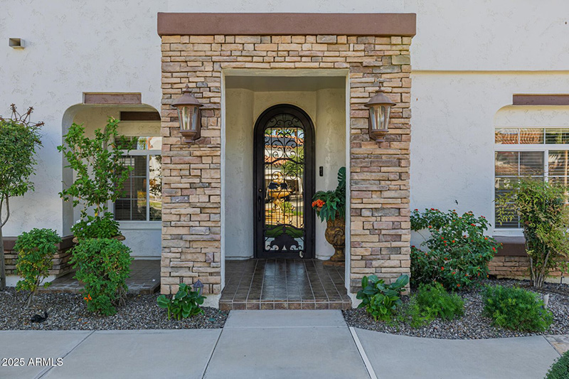 7281 Celio Grande Ave Peoria Entry 2