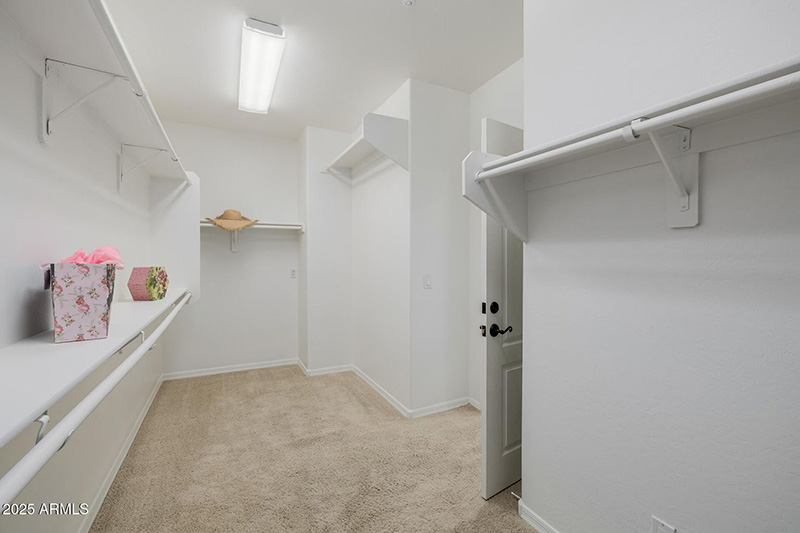 7281 Celio Grande Ave Peoria Master Closet