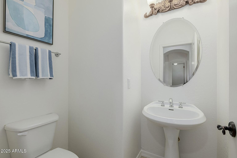 7281 Celio Grande Ave Peoria Half Bath