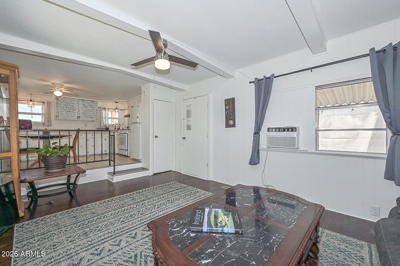 16225 N Cave Creek Rd 79 Living